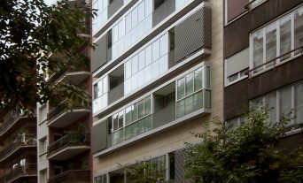Muntaner, apartment building in Barcelona